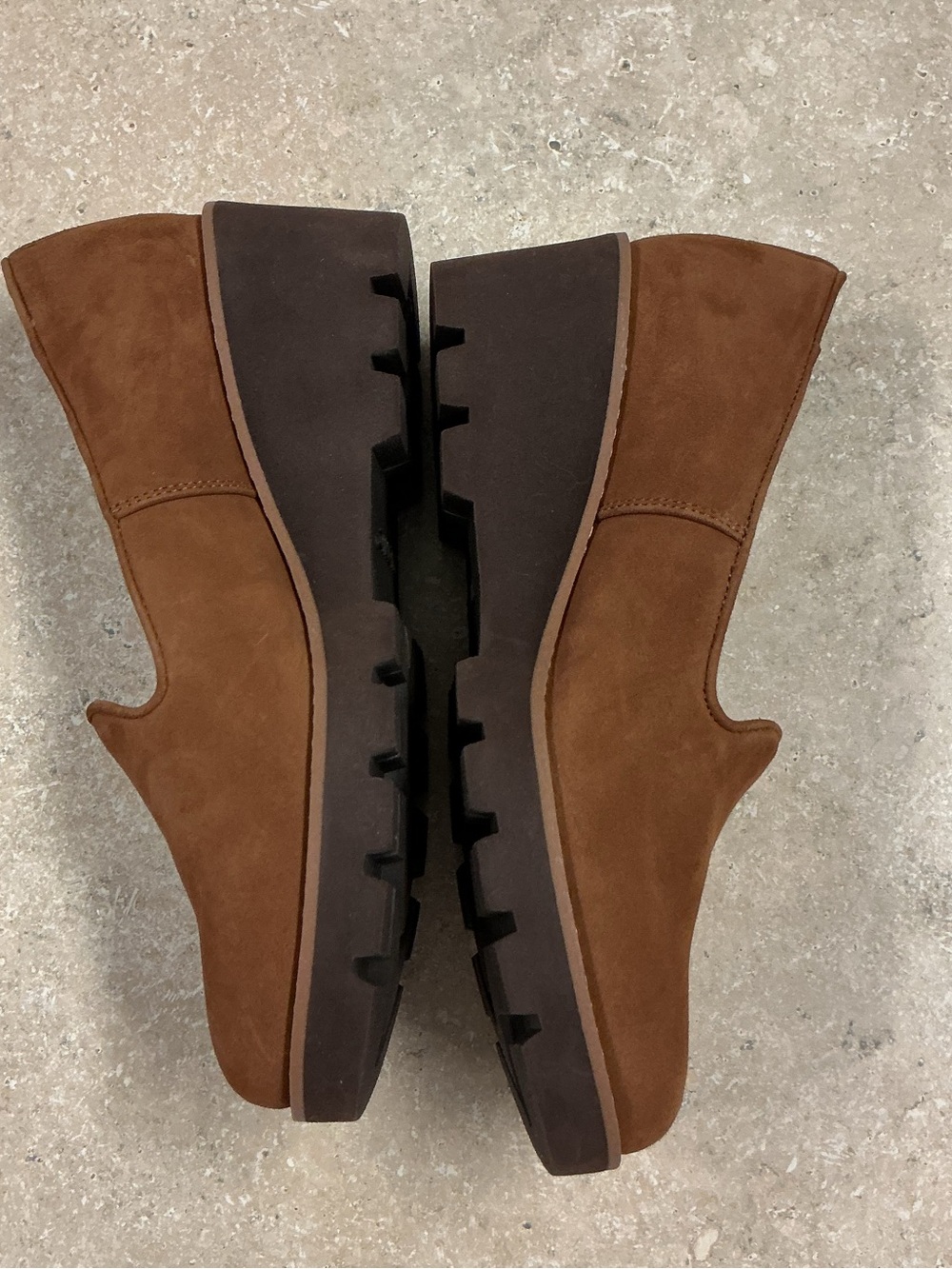 Vionic SZ 6.5 Suede Willa Wedge Toffee Round Toe Slip On Water Repellent Shoes - Picture 4 of 12